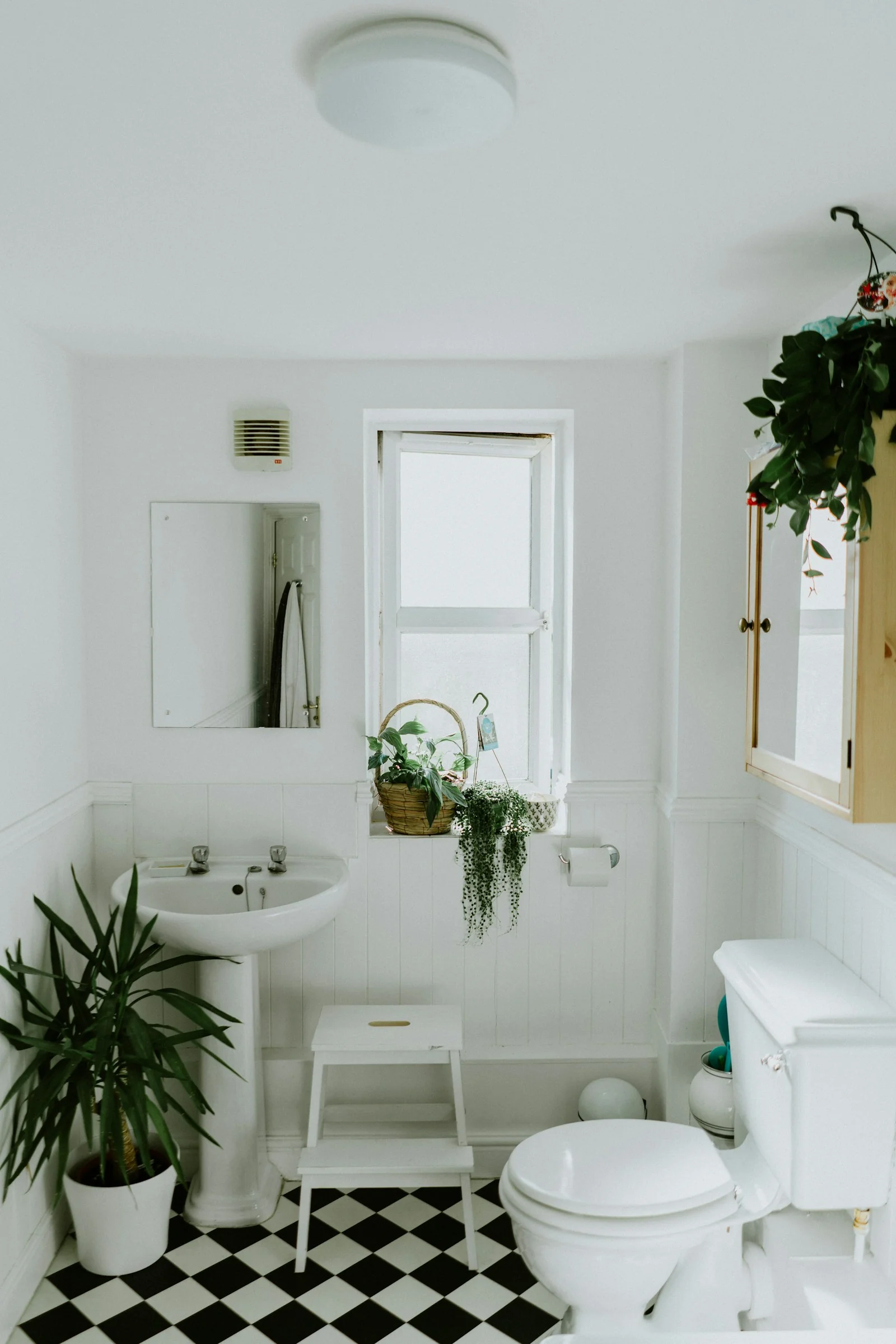 Bathroom Remodeling That Improves Comfort and Style